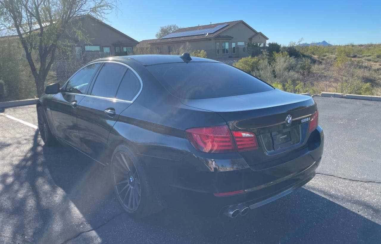 2011 BMW 528 I - foto 3