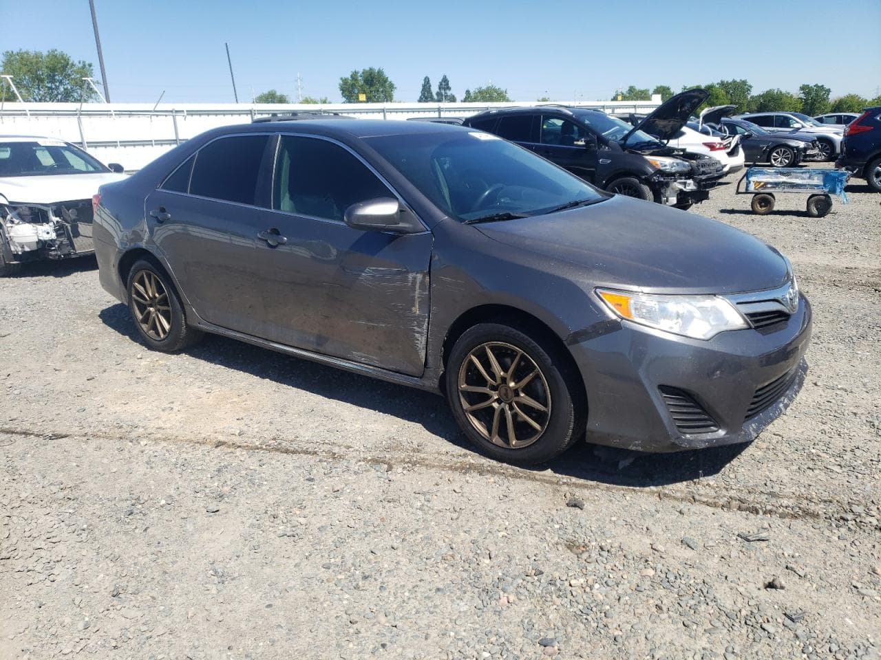 2014 Toyota Camry L - foto 4