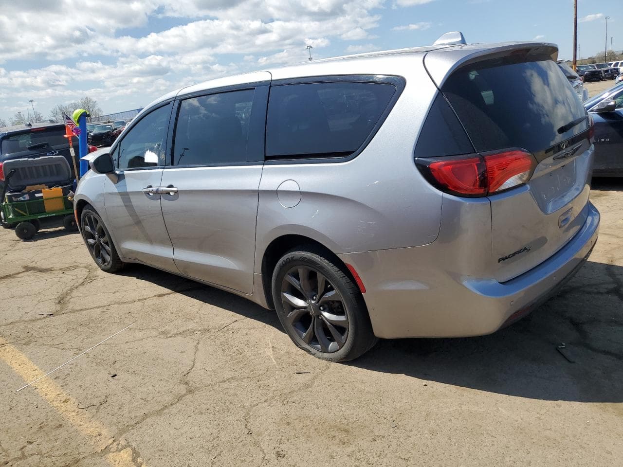 2018 Chrysler Pacifica Touring Plus - foto 2