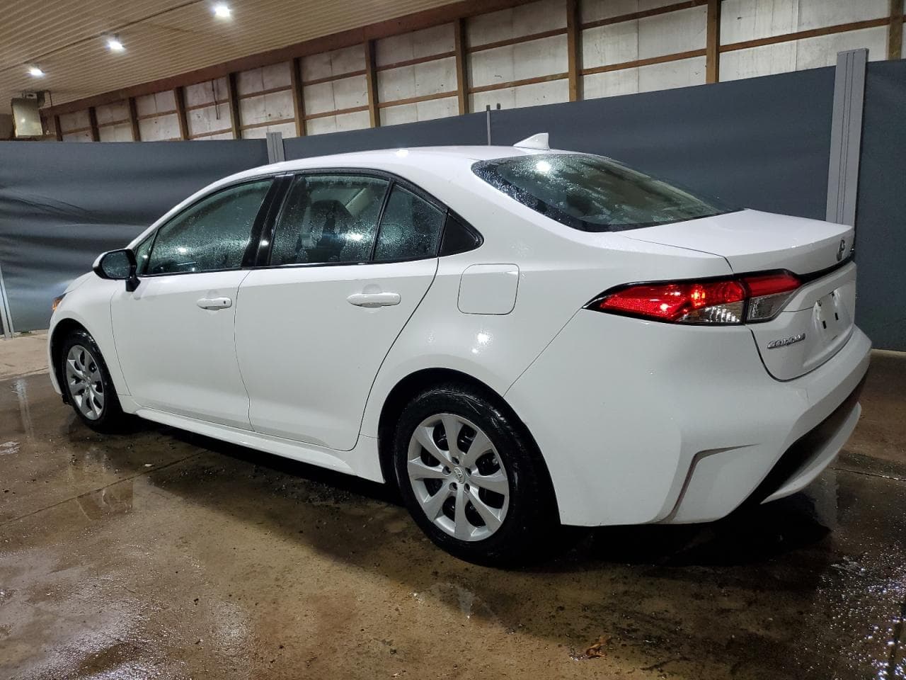 2022 Toyota Corolla Le - foto 2