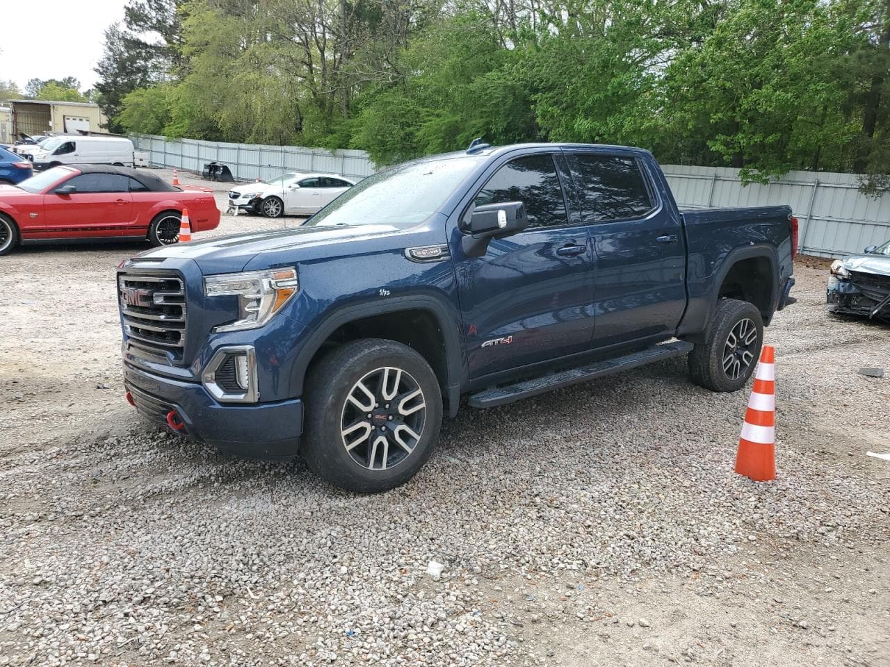 2020 GMC Sierra K1500 At4