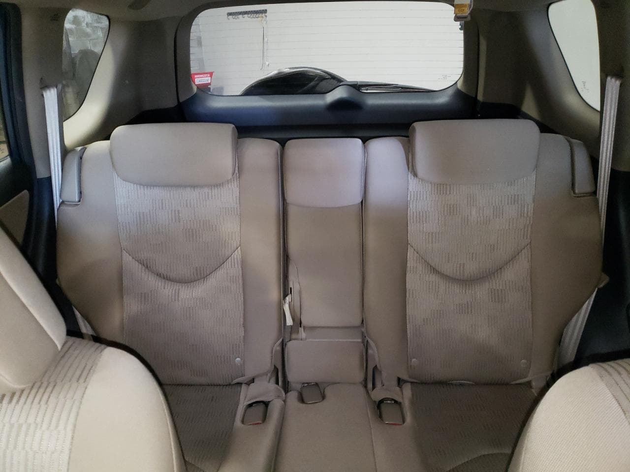 2010 Toyota Rav4 - foto 2