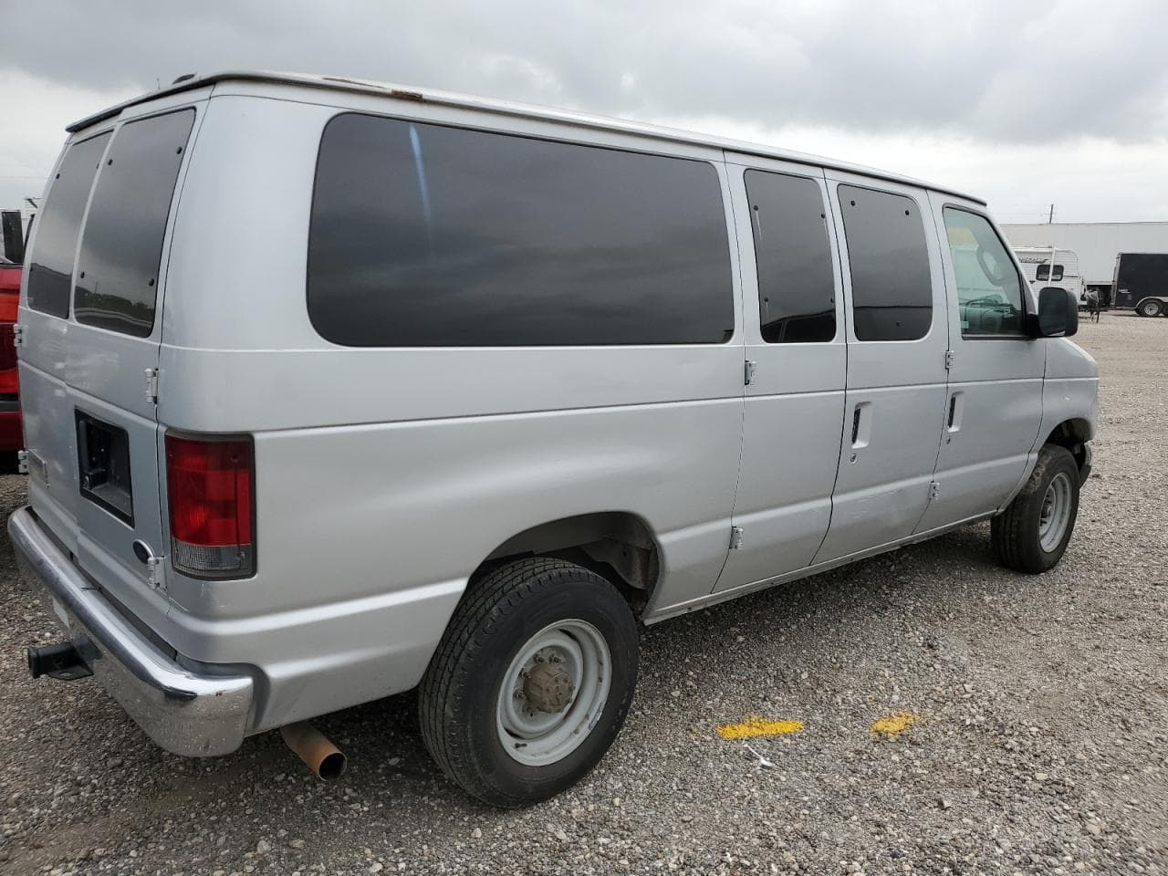2007 Ford Econoline E350 Super Duty Wagon - foto 3