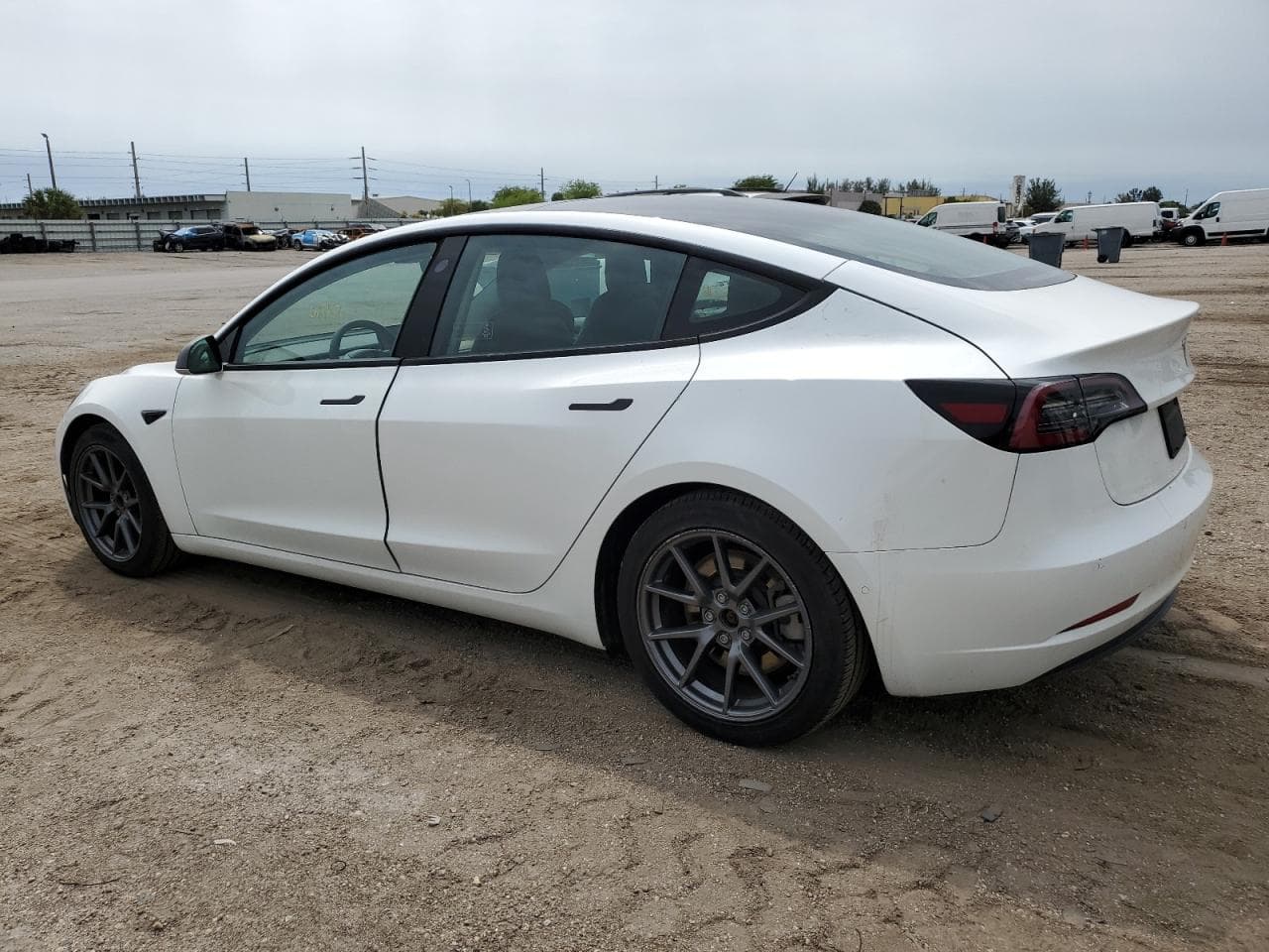 2021 Tesla Model 3 - foto 2