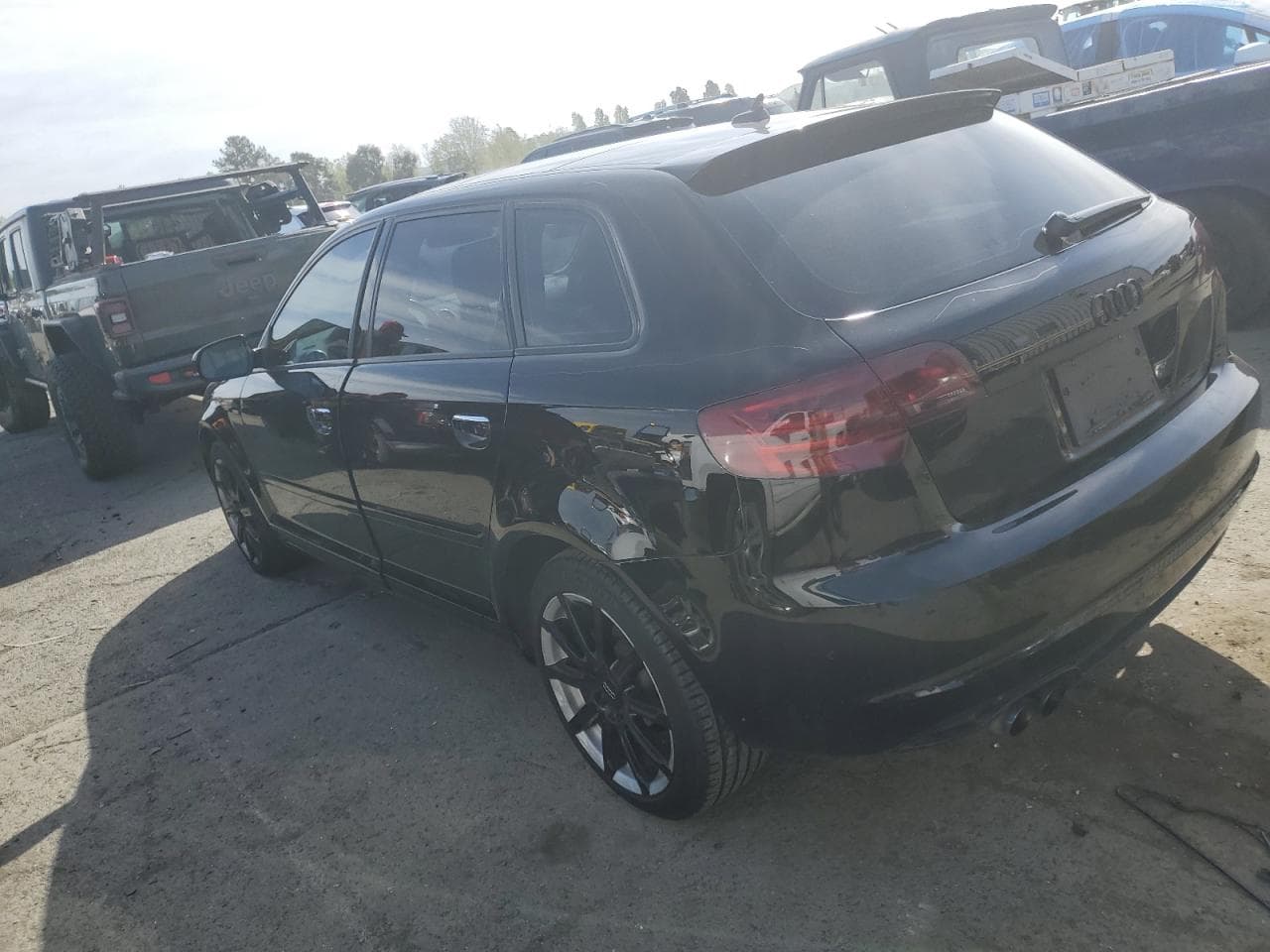 2011 Audi A3 2.0T Premium - foto 2