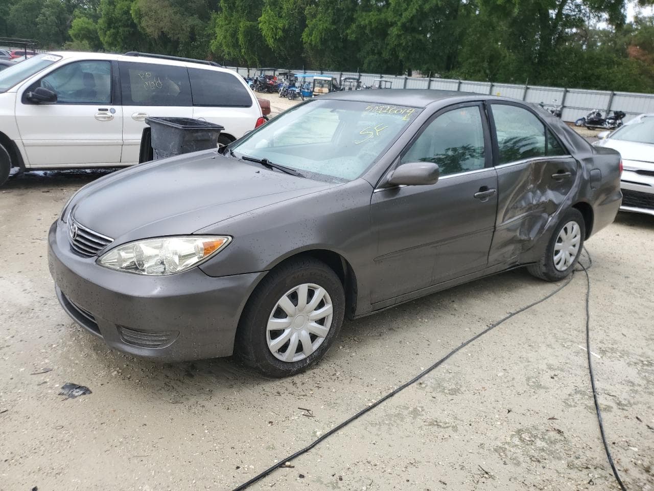 2005 Toyota Camry Le