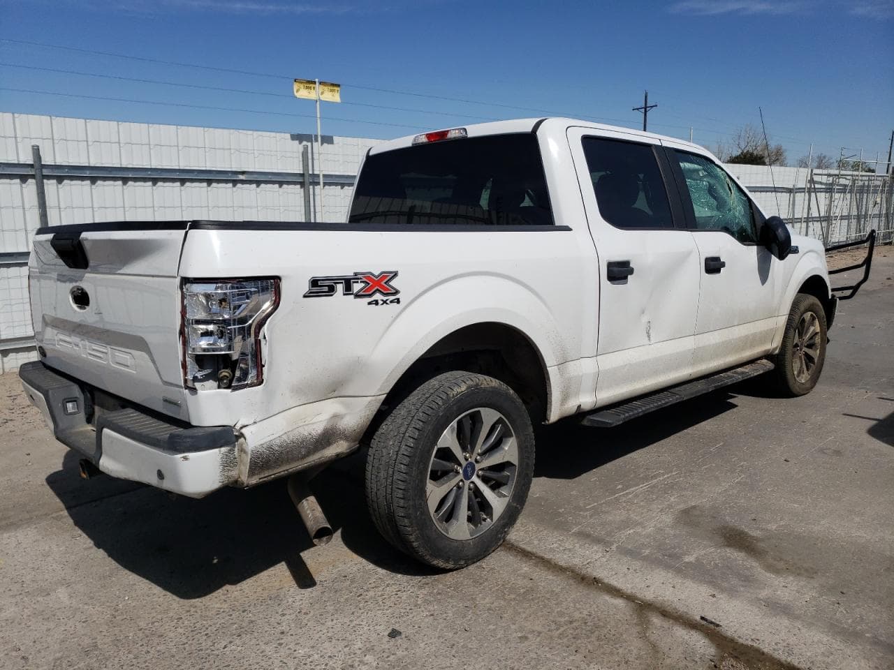 2020 Ford F150 Supercrew - foto 3