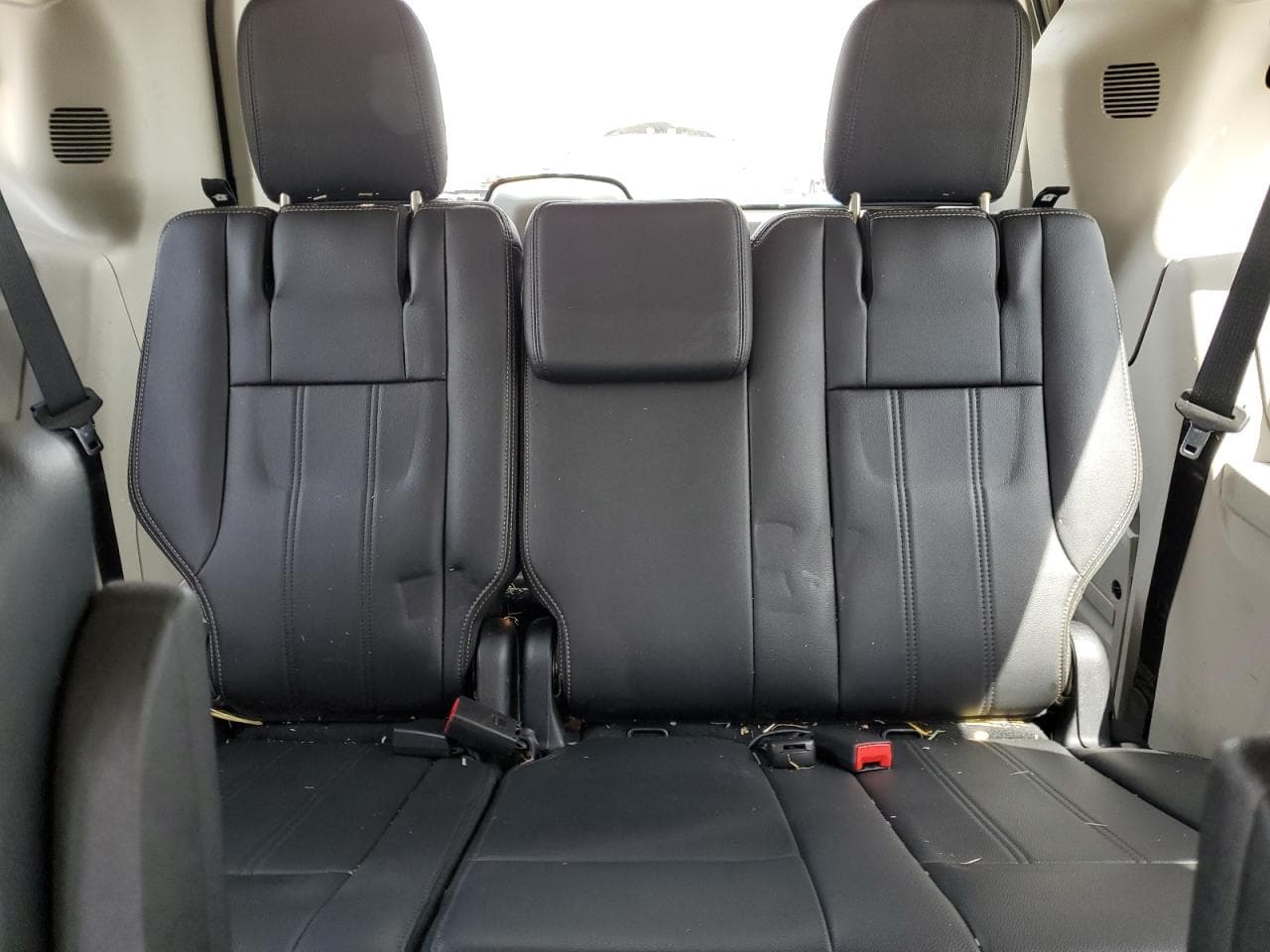 2014 Chrysler Town & Country Touring - foto 4