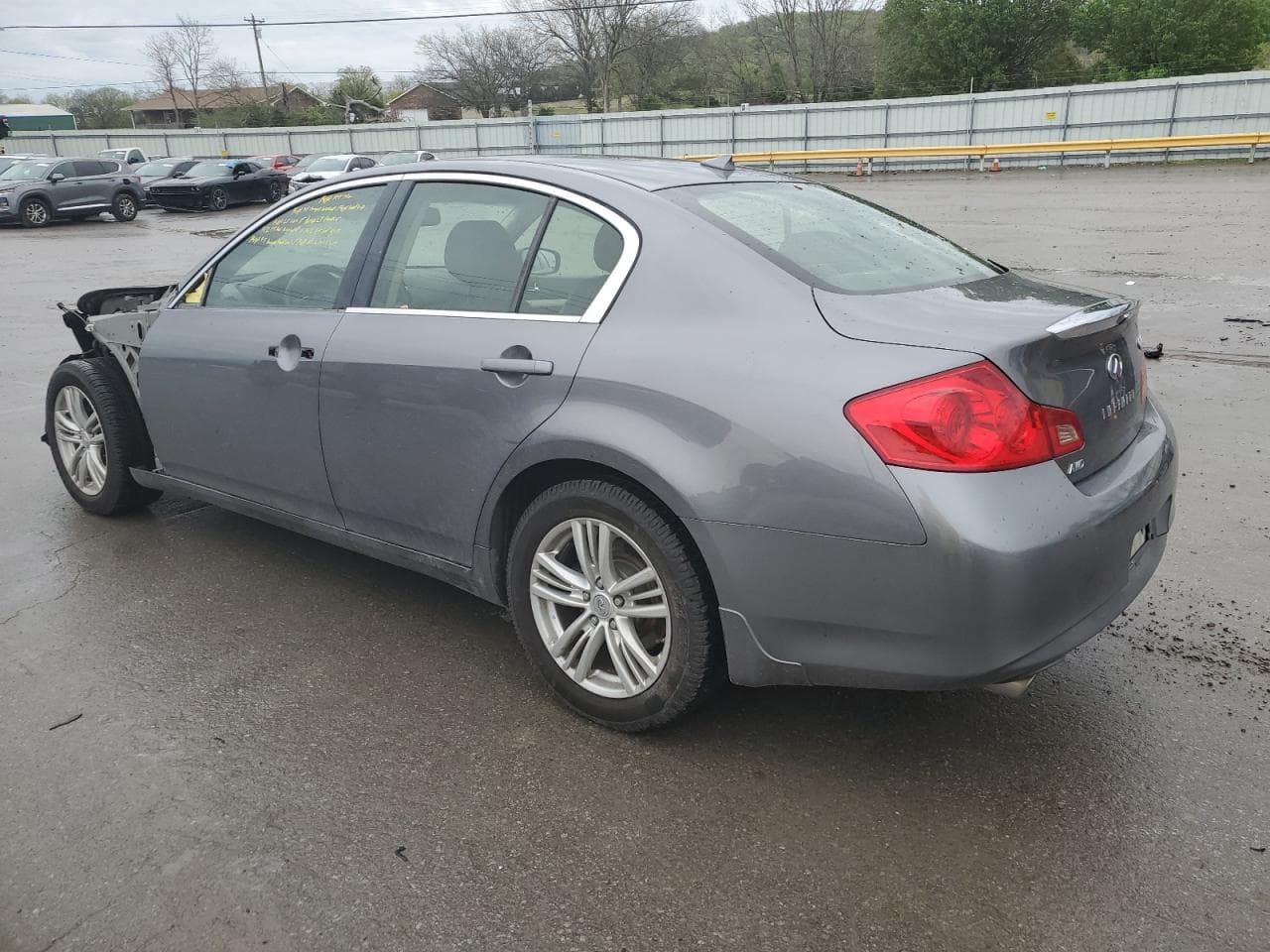 2015 Infiniti Q40 - foto 2
