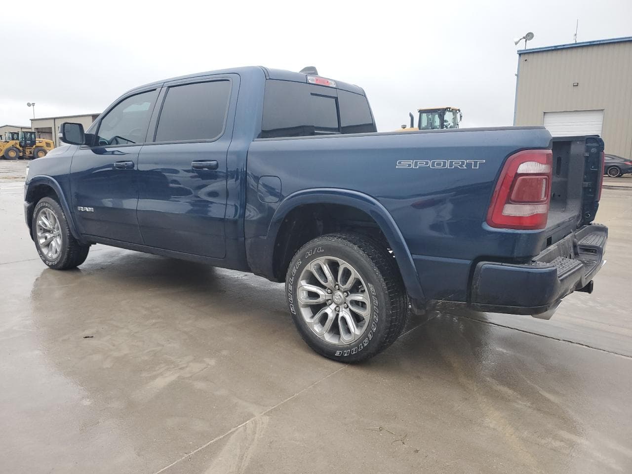 2022 Ram 1500 Laramie - foto 2