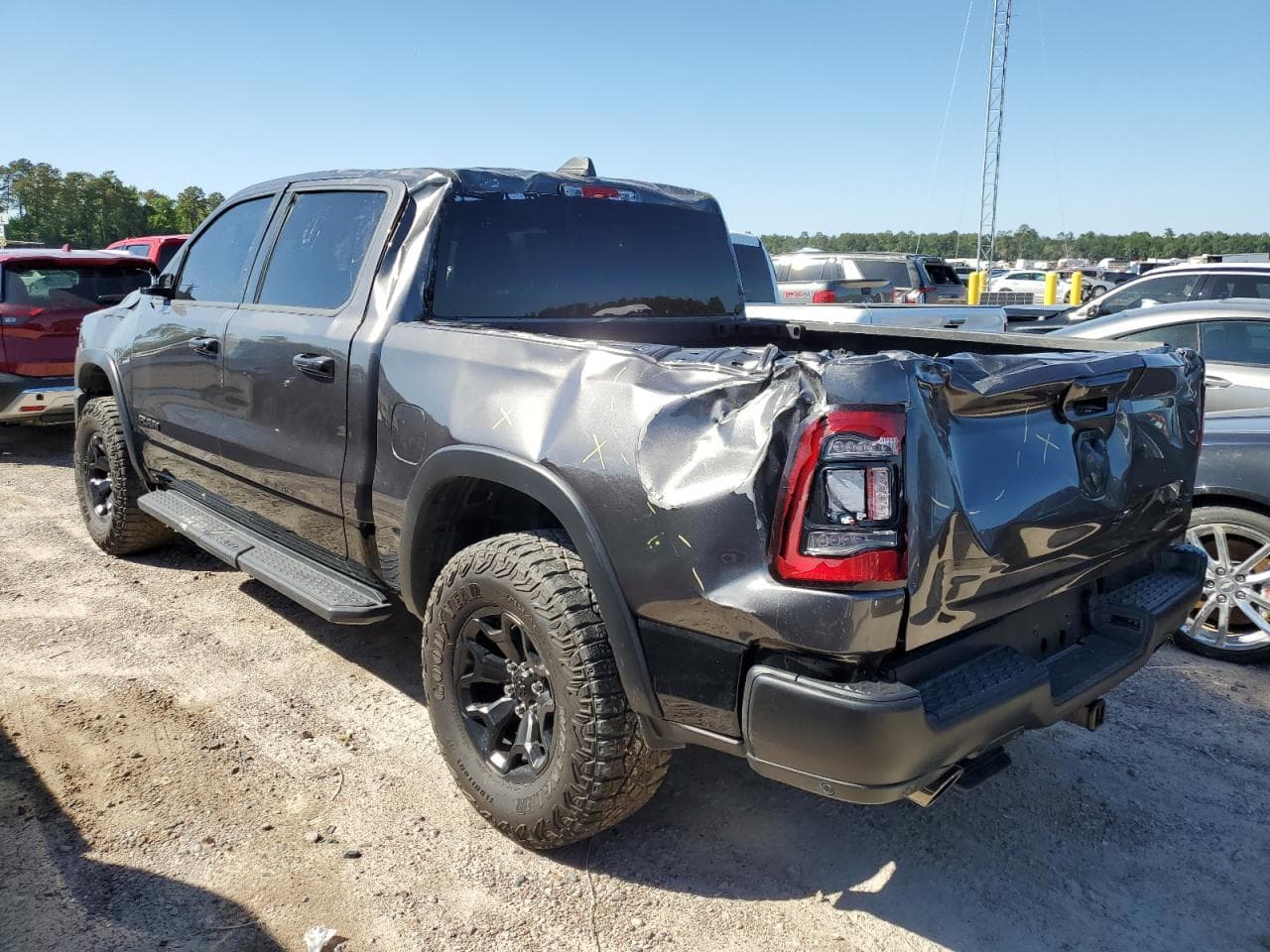 2022 Ram 1500 Rebel - foto 2