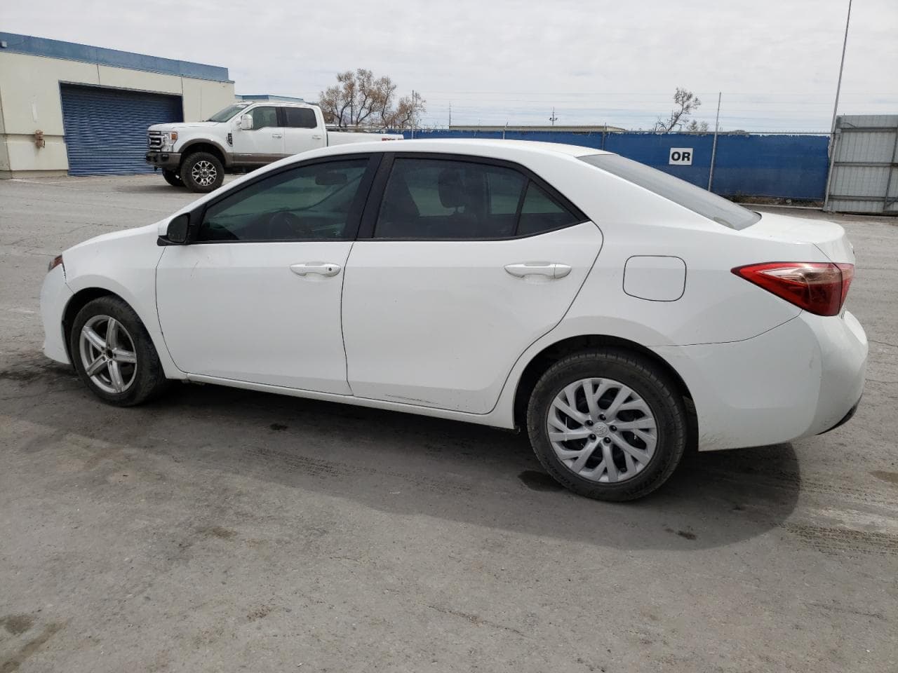 2017 Toyota Corolla Le - foto 2