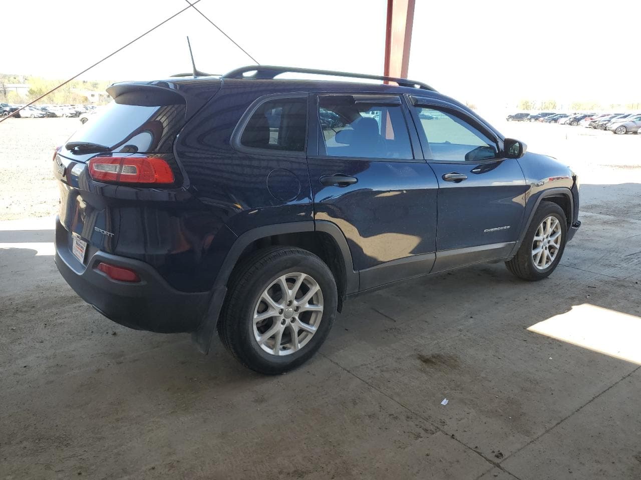 2016 Jeep Cherokee Sport - foto 3