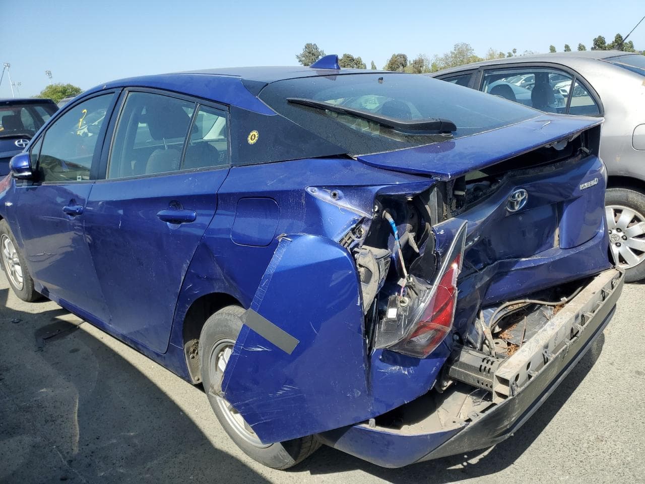2016 Toyota Prius Two - foto 2