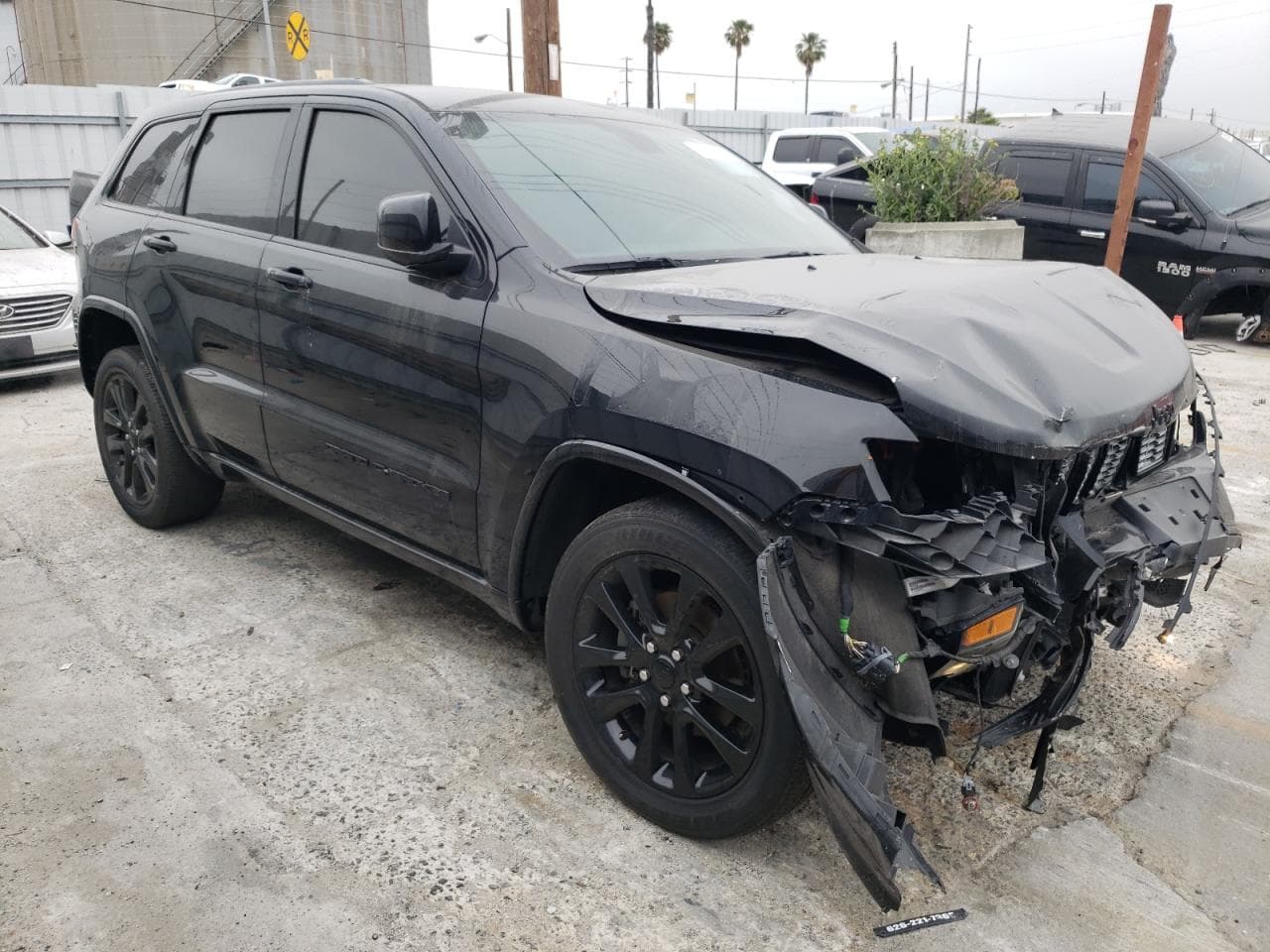 2019 Jeep Grand Cherokee Laredo