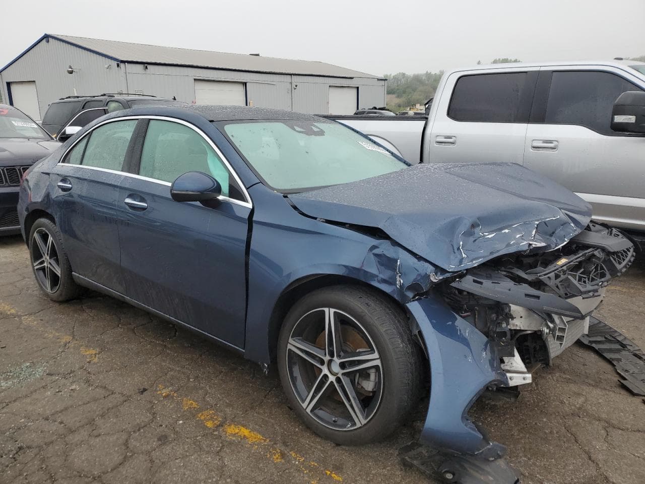 2021 Mercedes-Benz A 220 4Matic - foto 4