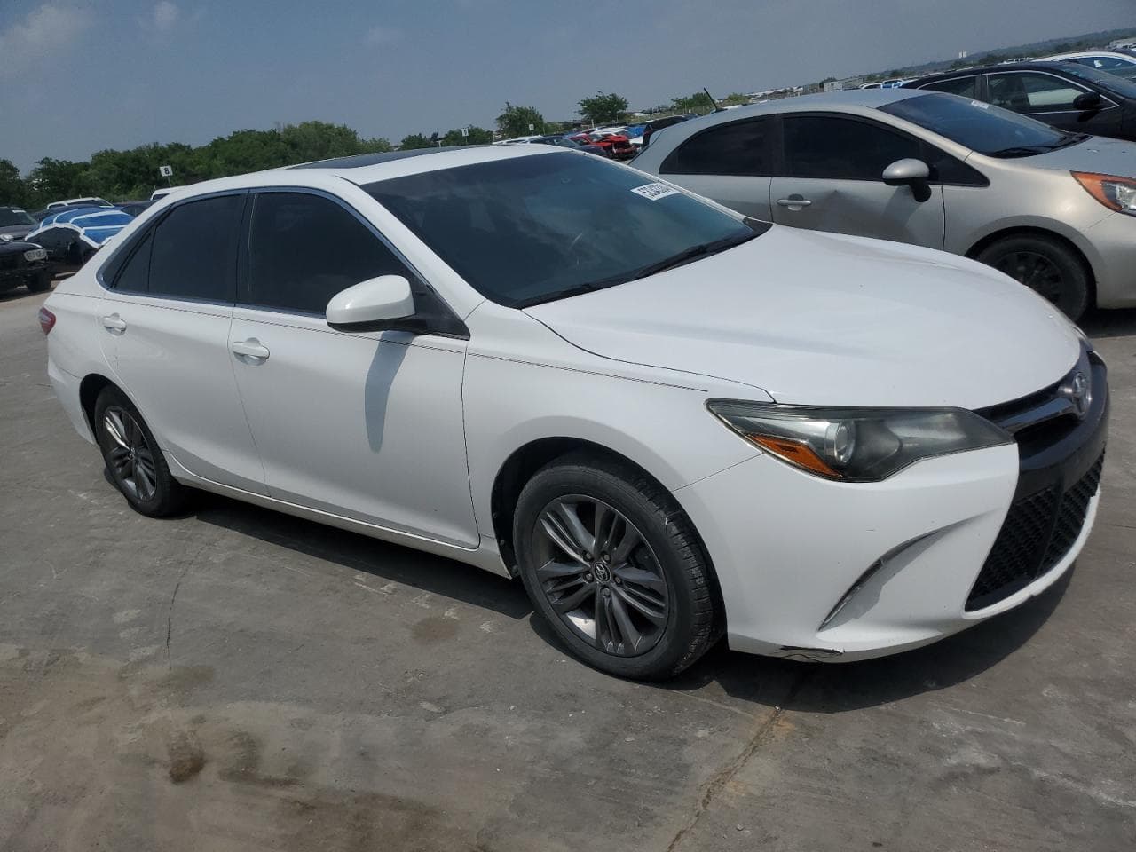 2016 Toyota Camry Se - foto 4