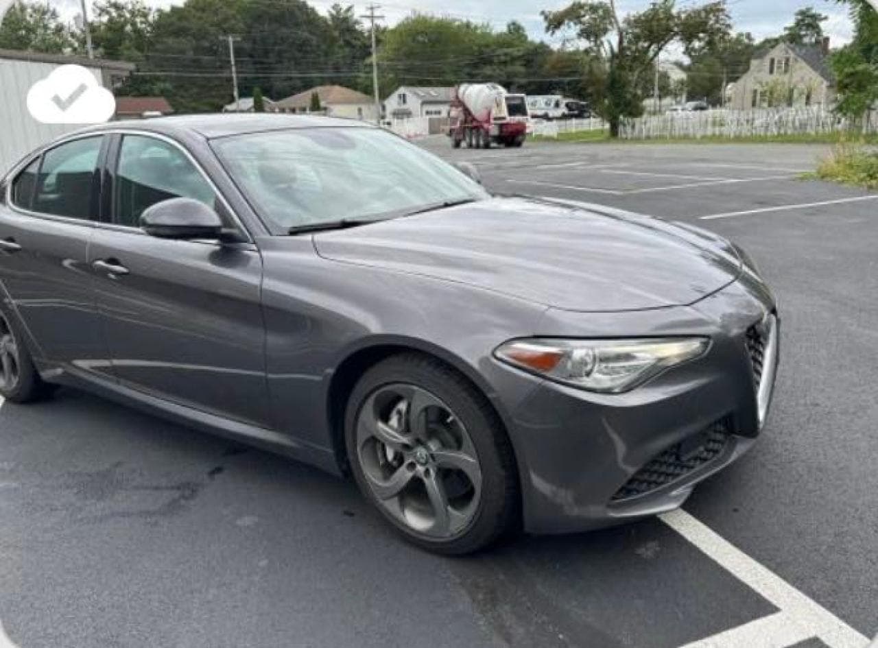2017 Alfa Romeo Giulia z USA