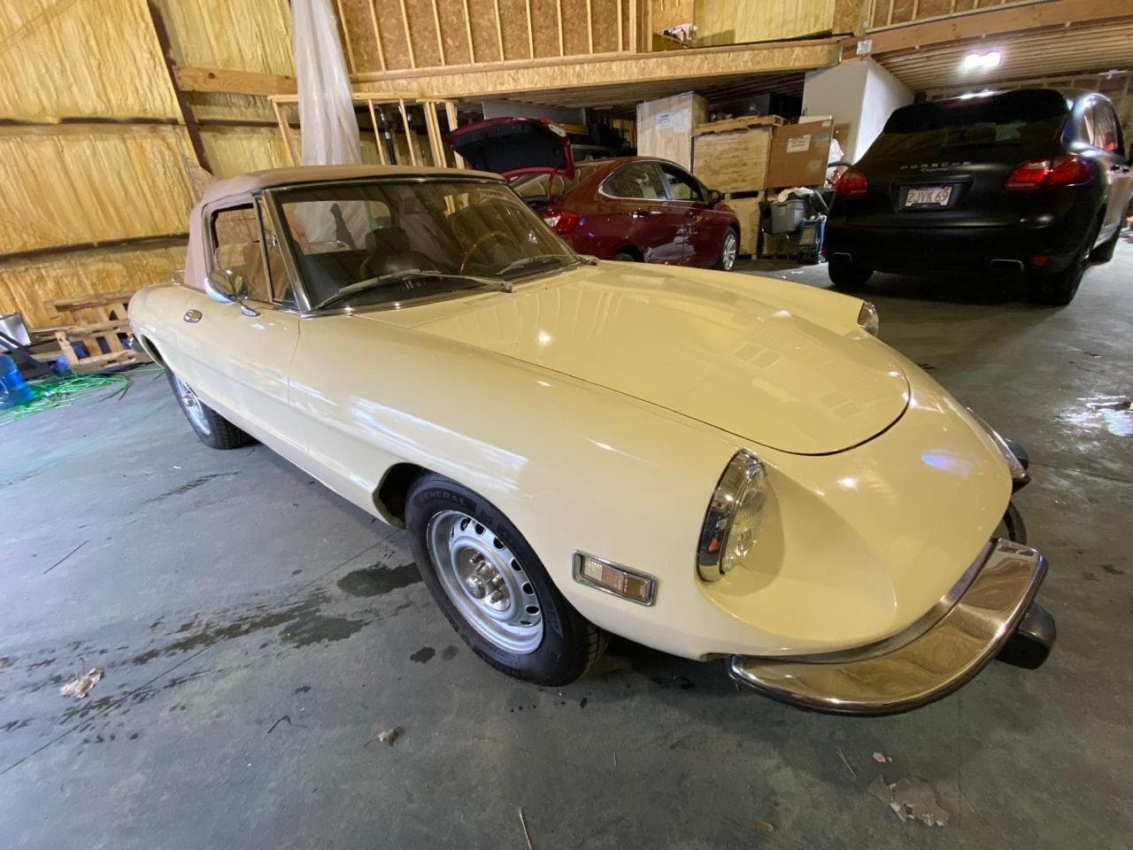 1973 Alfa Romeo Spider z USA