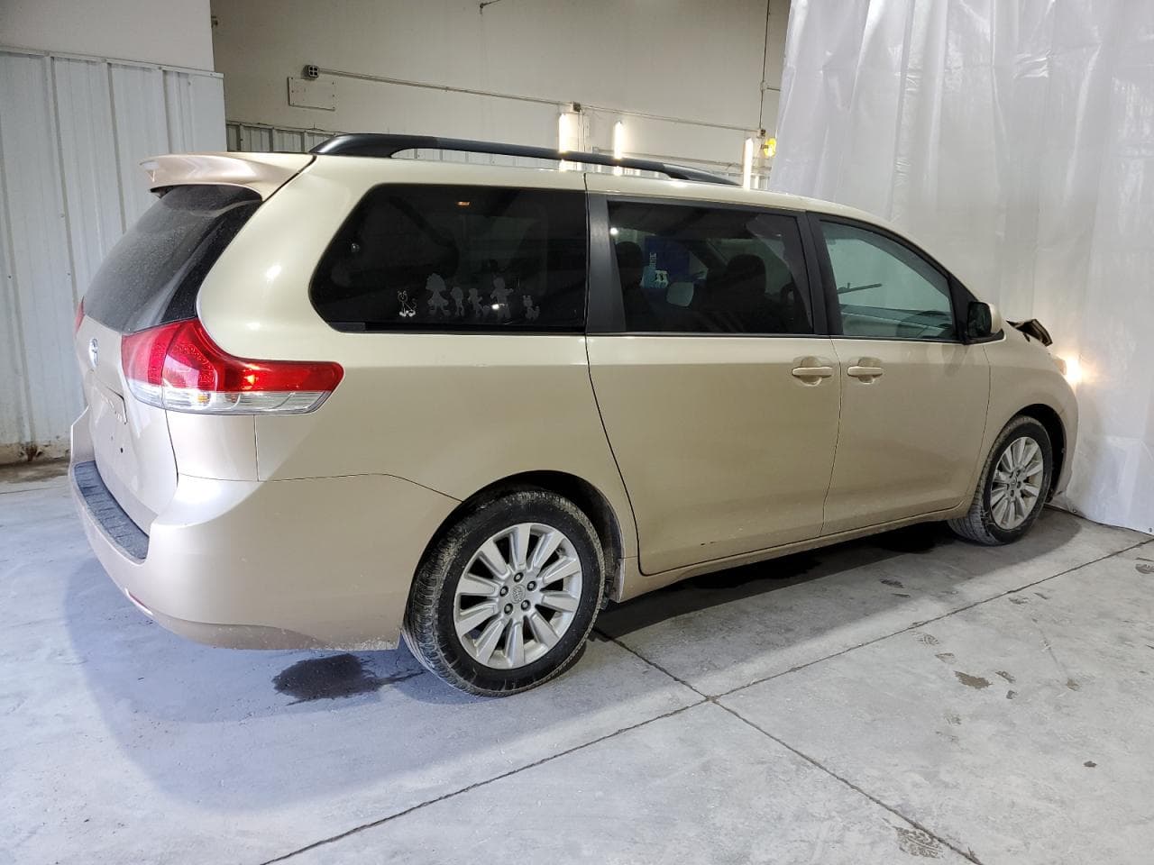 2013 Toyota Sienna Xle - foto 3