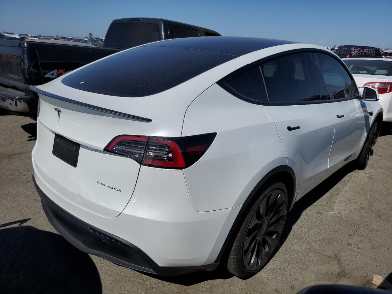 2022 Tesla Model Y Performance Dual Motor All-Wheel Drive - foto 3