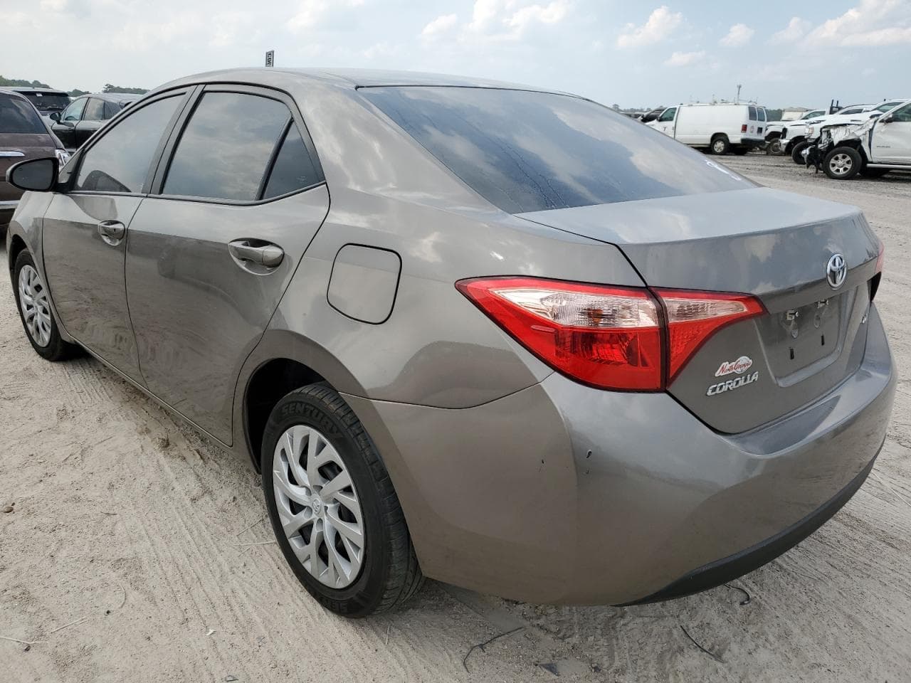 2018 Toyota Corolla L - foto 2
