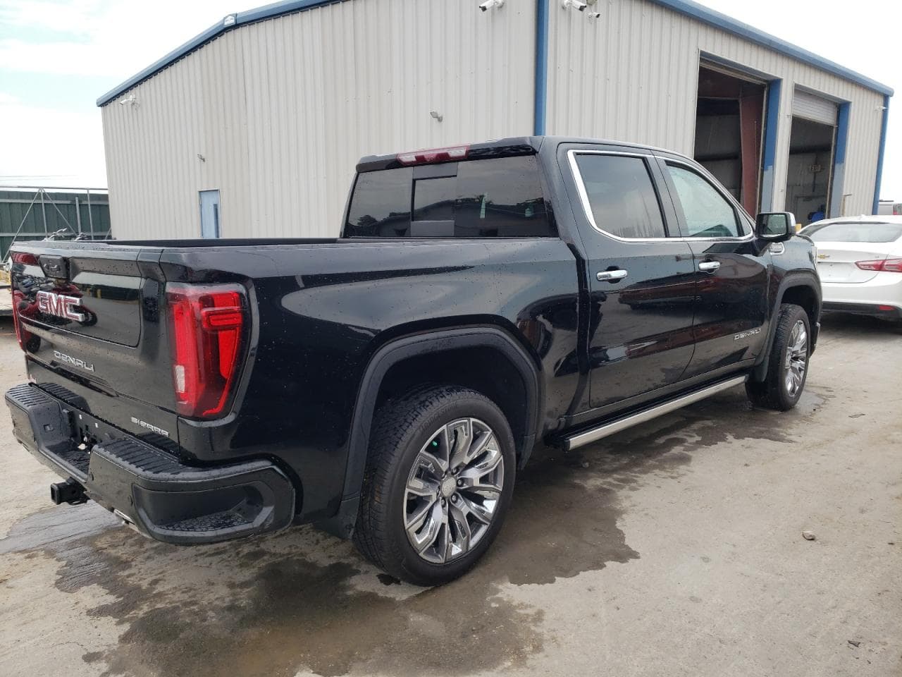 2023 GMC Sierra K1500 Denali - foto 3