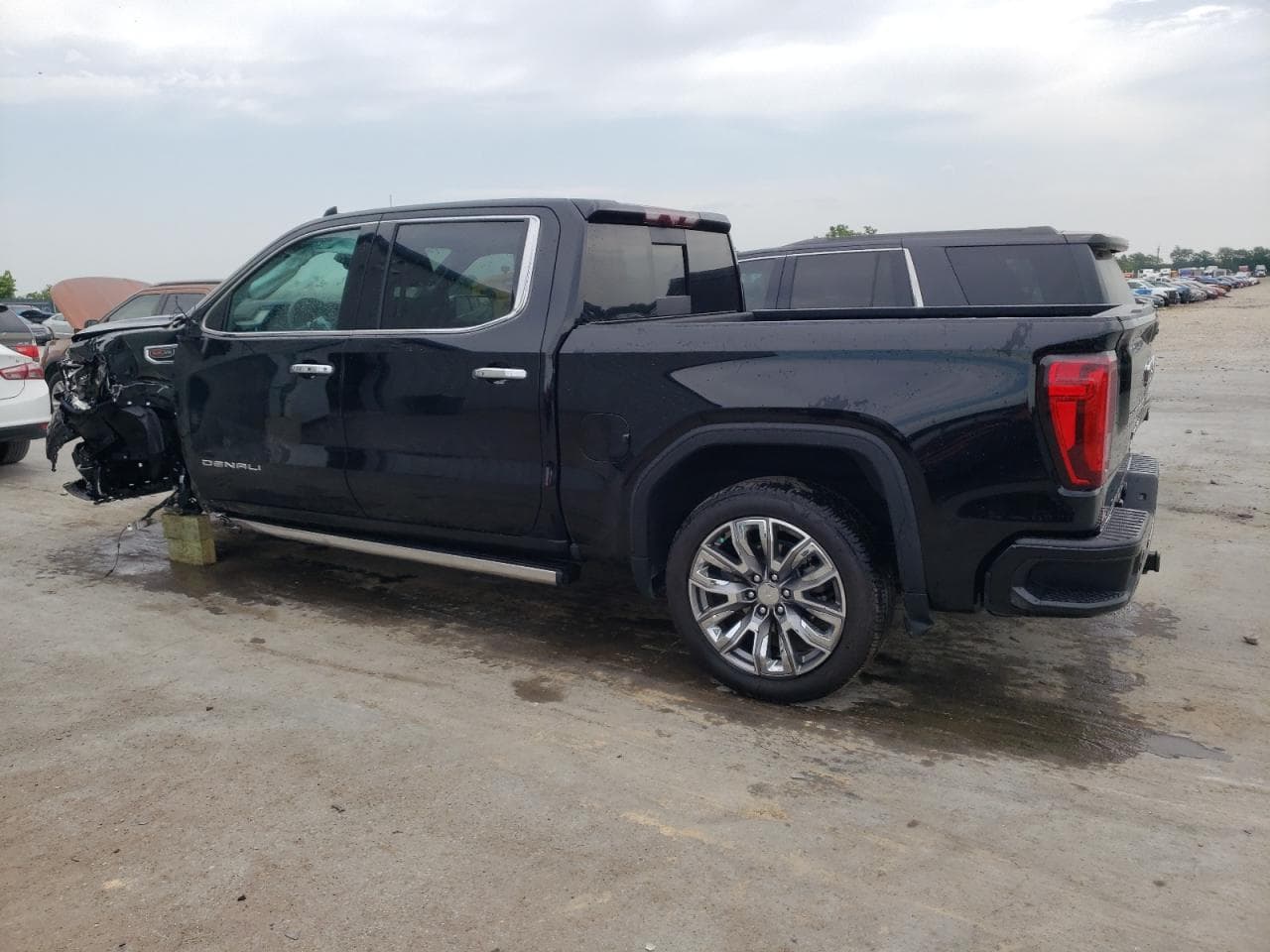 2023 GMC Sierra K1500 Denali - foto 2