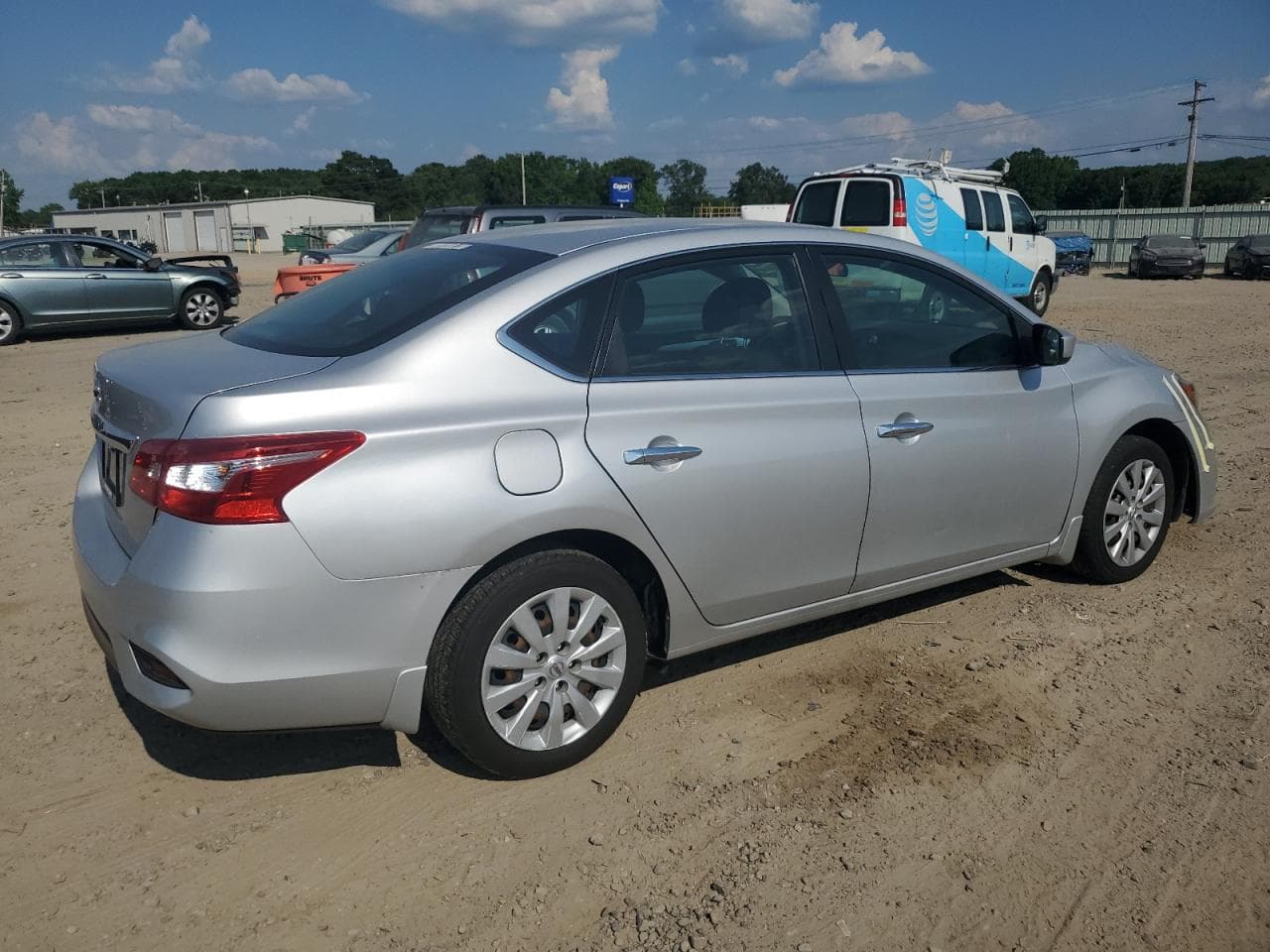 2019 Nissan Sentra S - foto 3