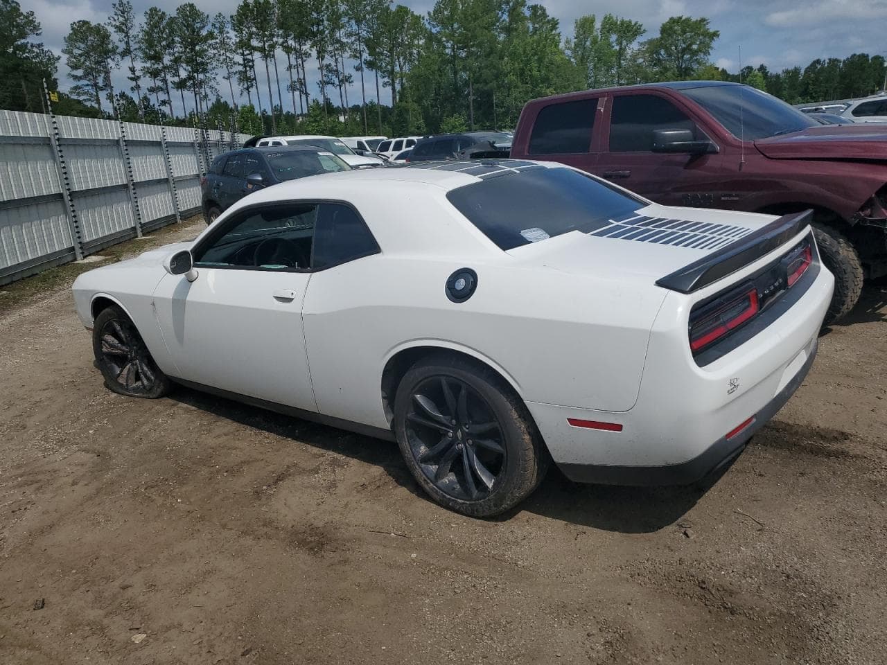 2017 Dodge Challenger Sxt - foto 2