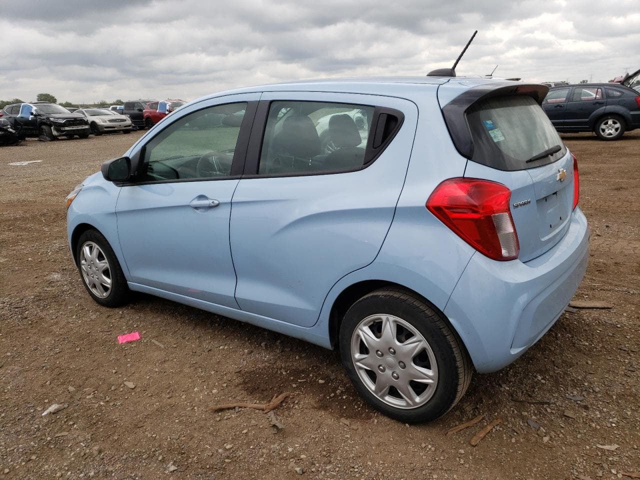 2016 Chevrolet Spark Ls - foto 2