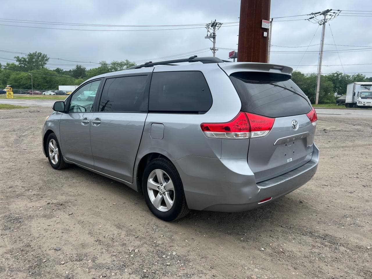 2012 Toyota Sienna Le - foto 3