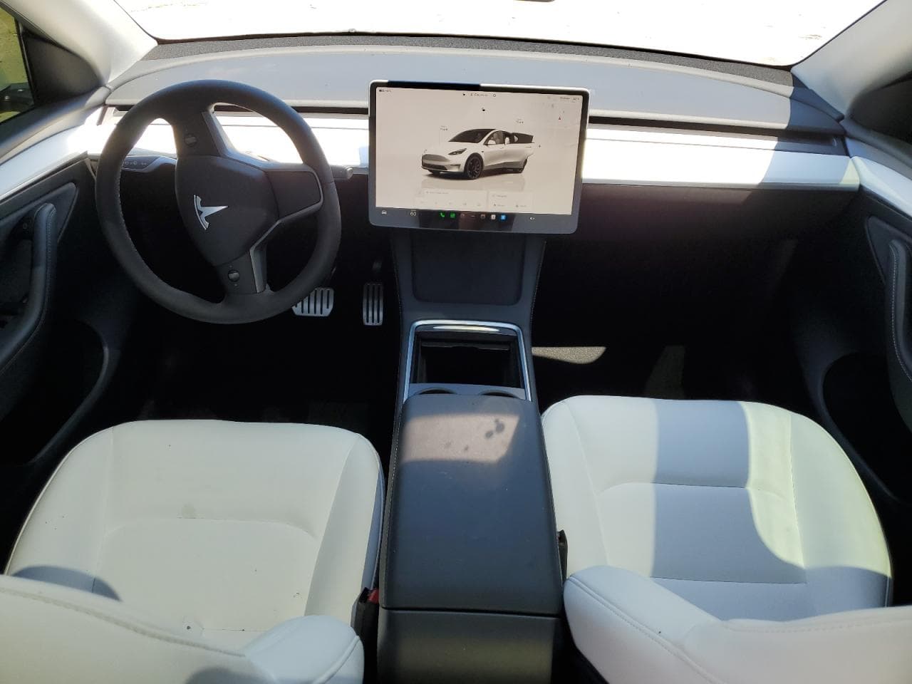 2024 Tesla Model Y - foto 3