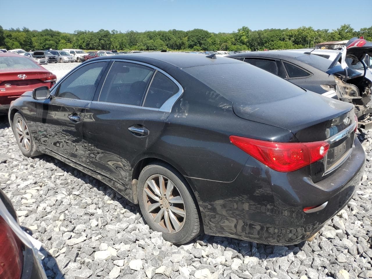 2015 Infiniti Q50 Premium - foto 2