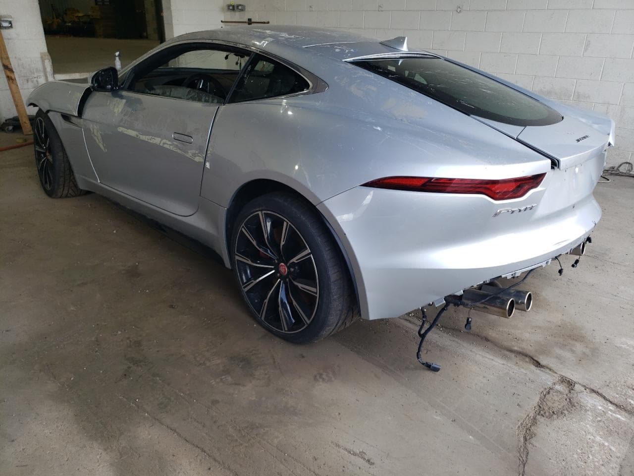 2021 Jaguar F-Type R - foto 2