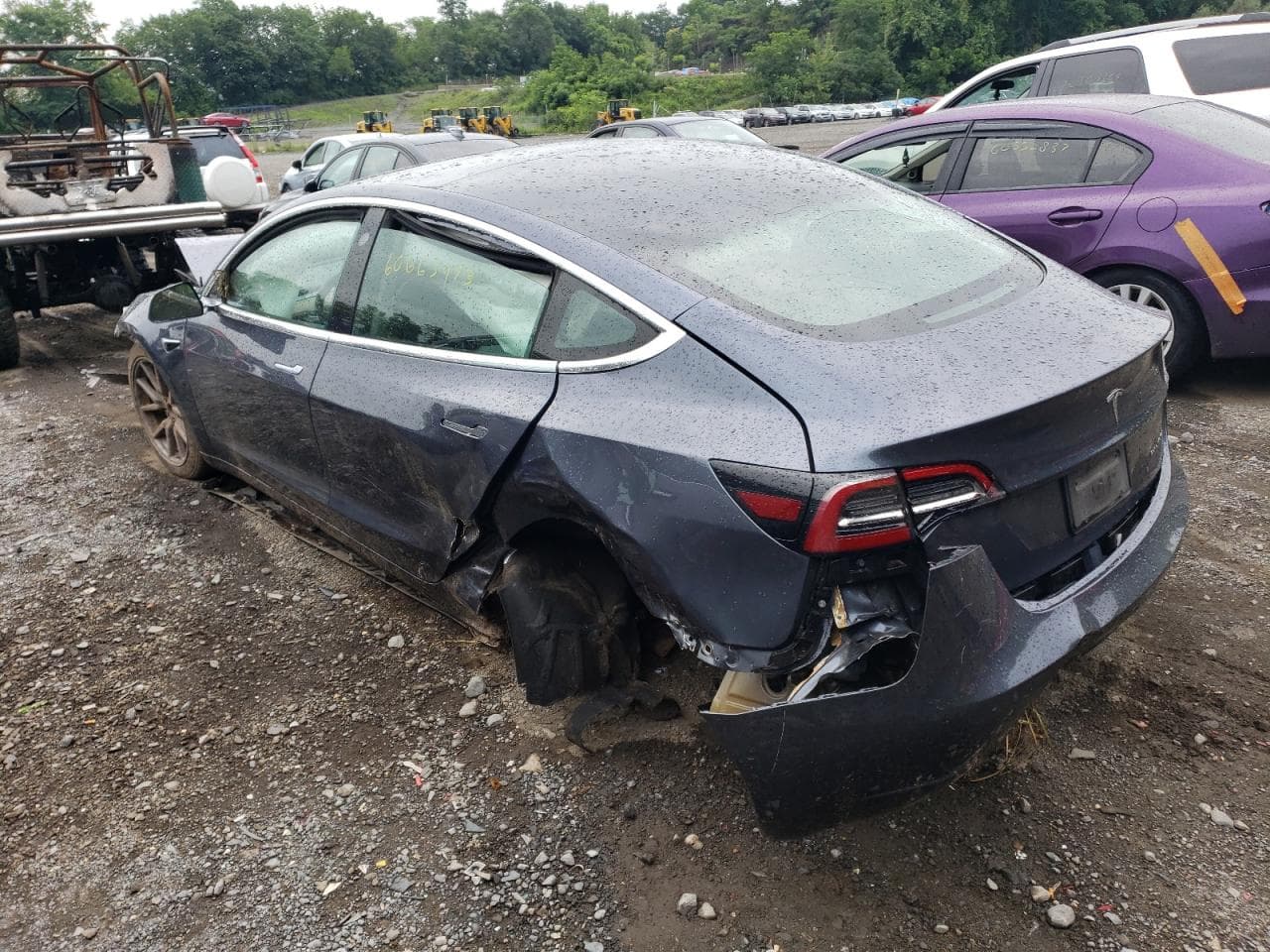 2020 Tesla Model 3 - foto 2