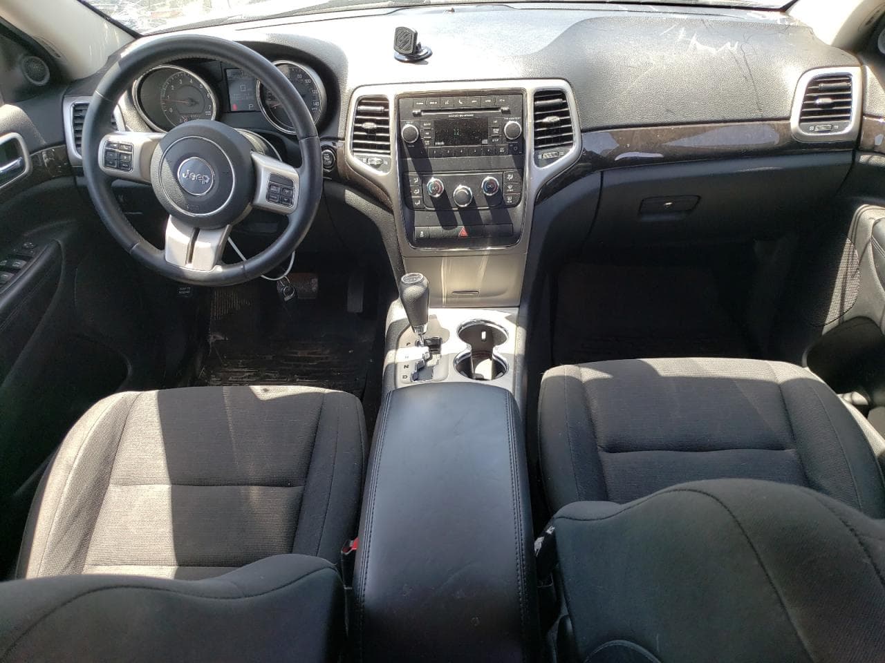 2012 Jeep Grand Cherokee Laredo - foto 3