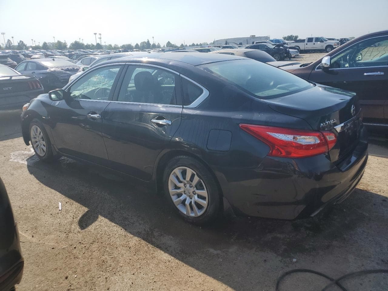 2016 Nissan Altima 2.5 S - foto 2