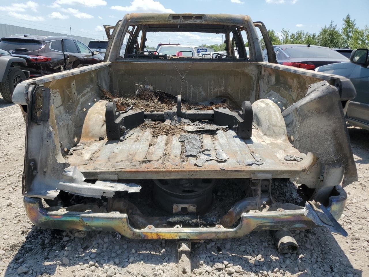 2022 Ram 1500 Laramie - foto 2