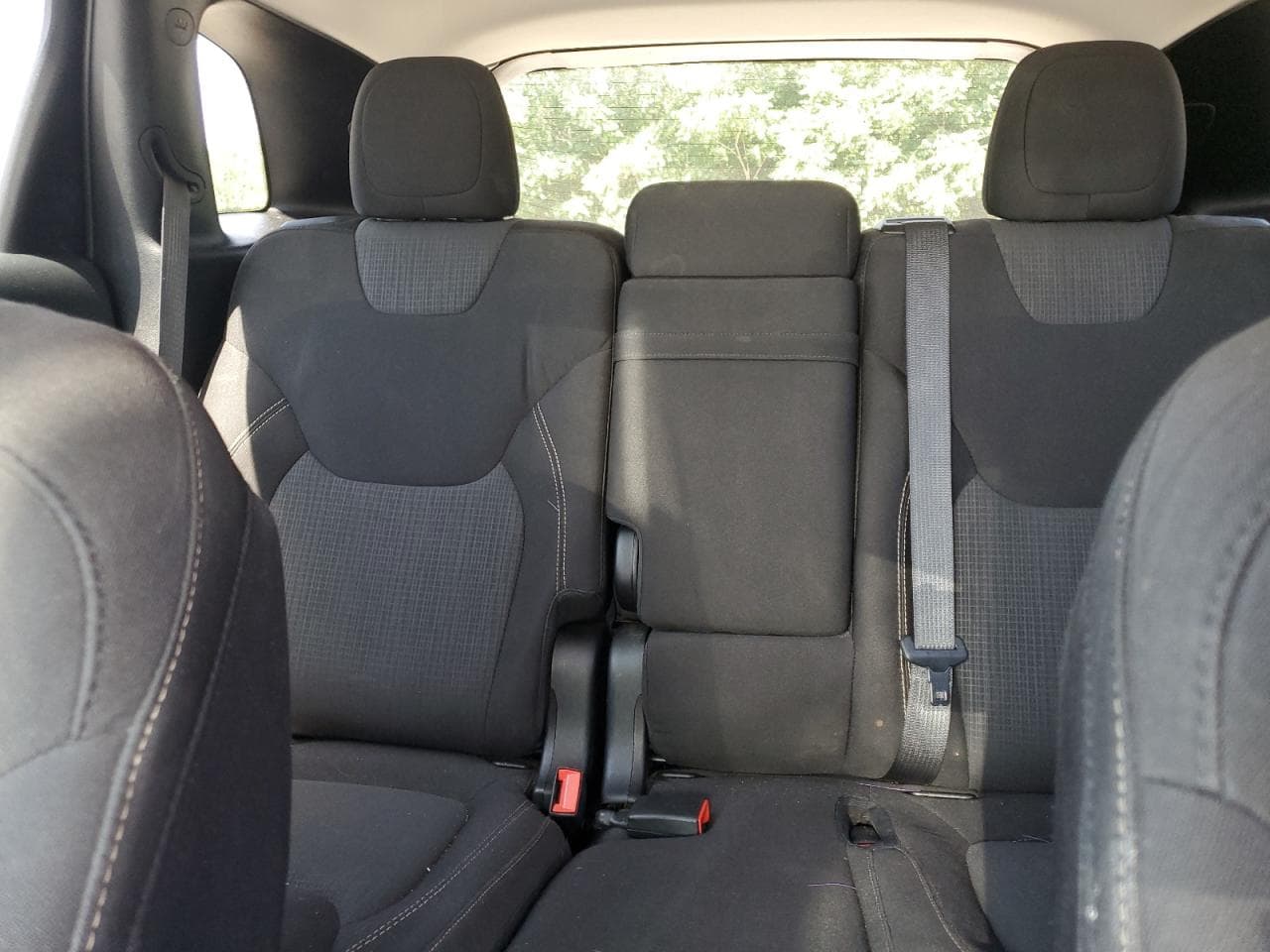 2015 Jeep Cherokee Latitude - foto 2
