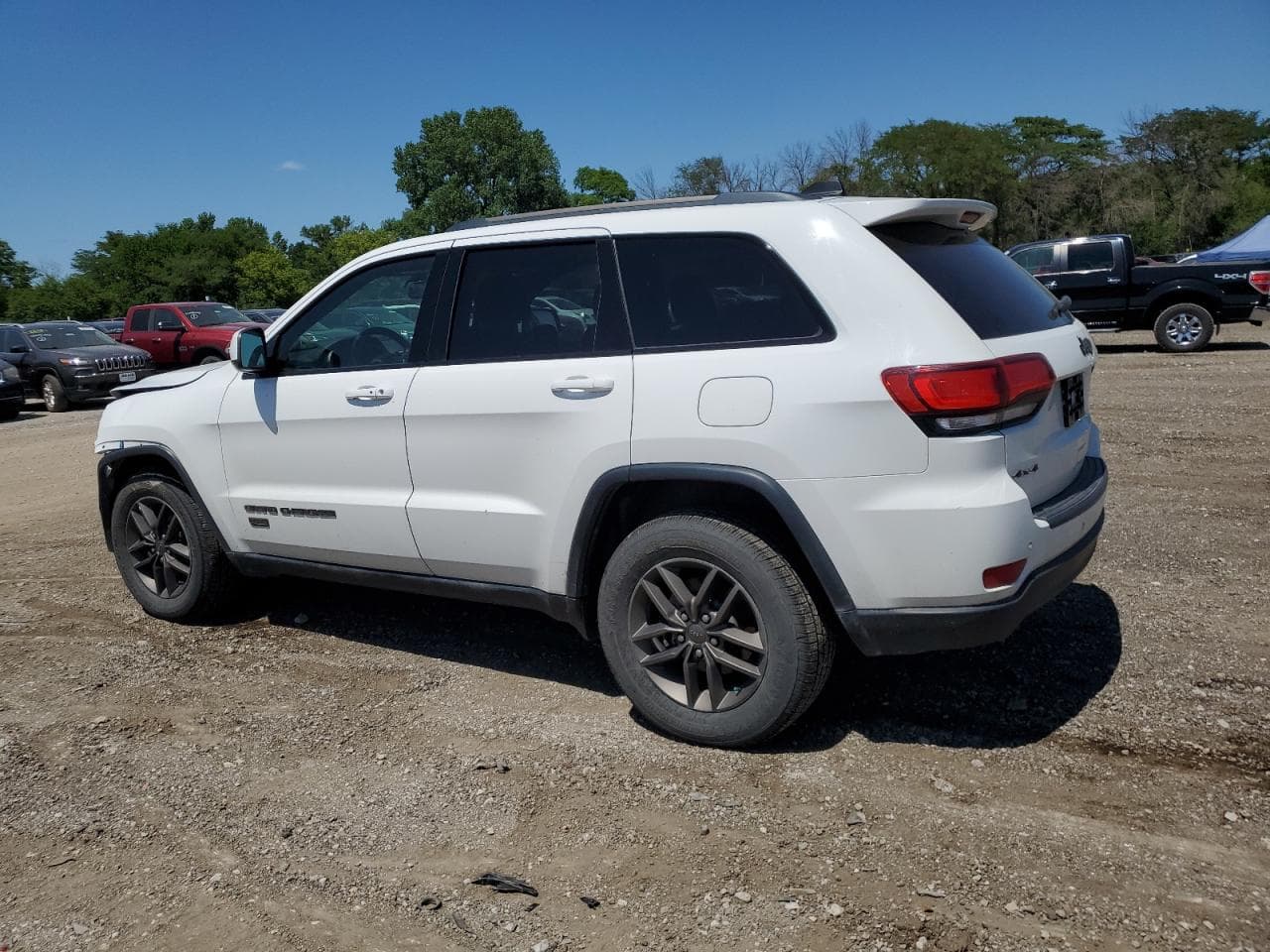 2016 Jeep Grand Cherokee Laredo - foto 2
