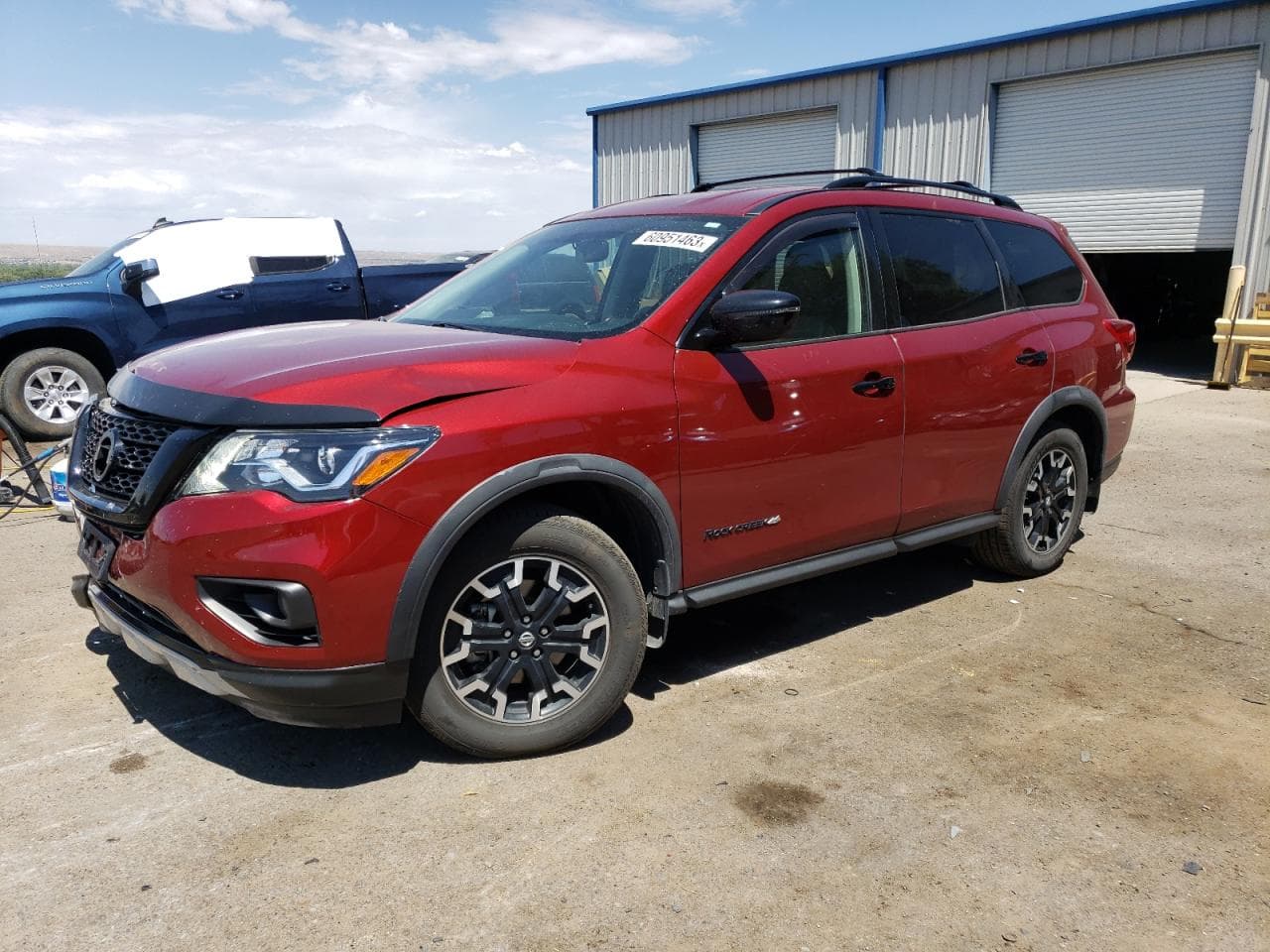 2020 Nissan Pathfinder Sv