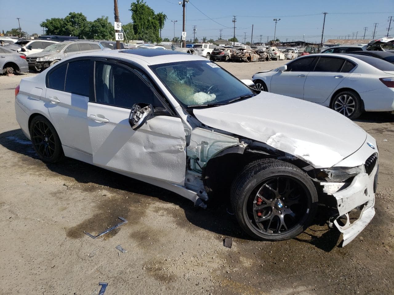 2014 BMW 328I - foto 4
