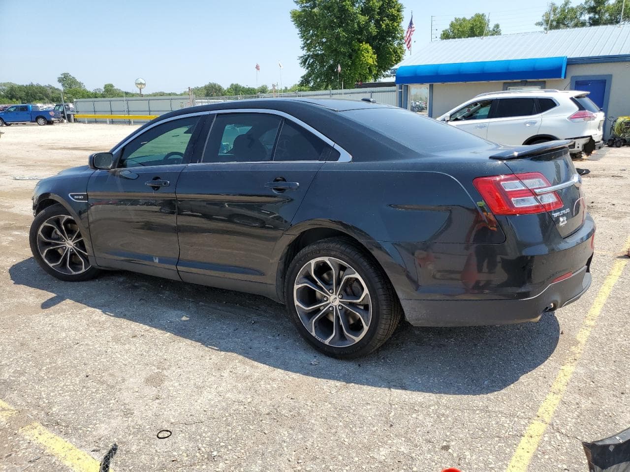 2015 Ford Taurus Sho - foto 2