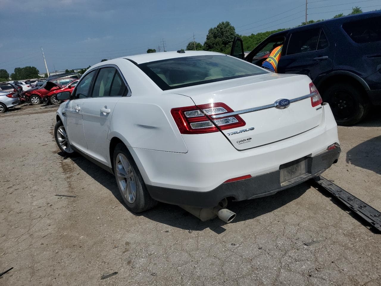 2019 Ford Taurus Se - foto 2