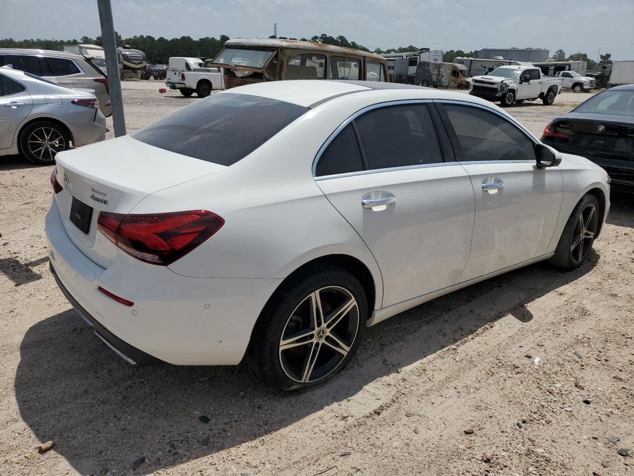 2020 Mercedes-Benz A 220 4Matic - foto 3