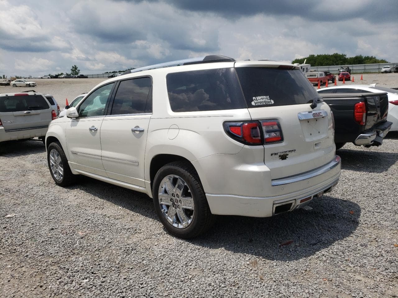 2014 GMC Acadia Denali - foto 2