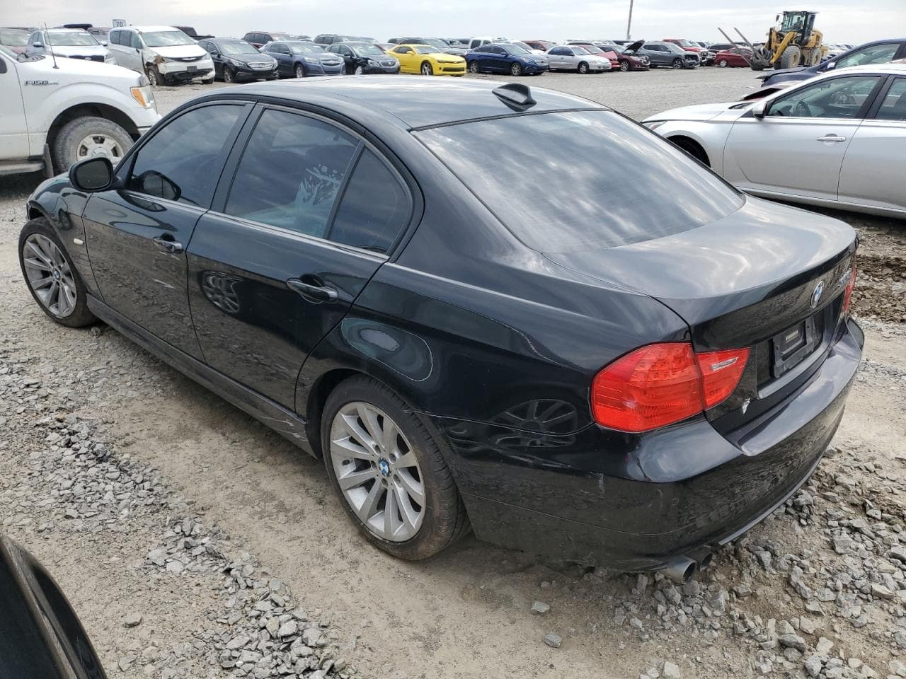 2011 BMW 328I - foto 2