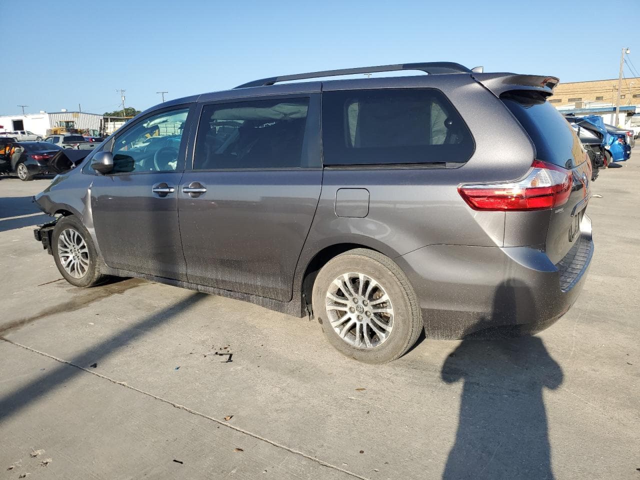 2018 Toyota Sienna Xle - foto 2