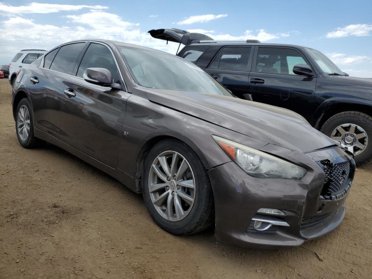 2014 Infiniti Q50 Premium - foto 4